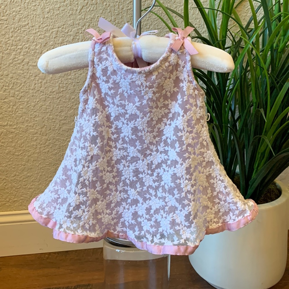 Tahari Baby Mauve 6-9 month lace top or dress